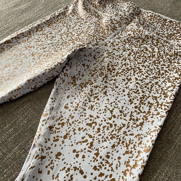 ZYIA Active White Gold Sparkle Legging - Picture 6 of 7